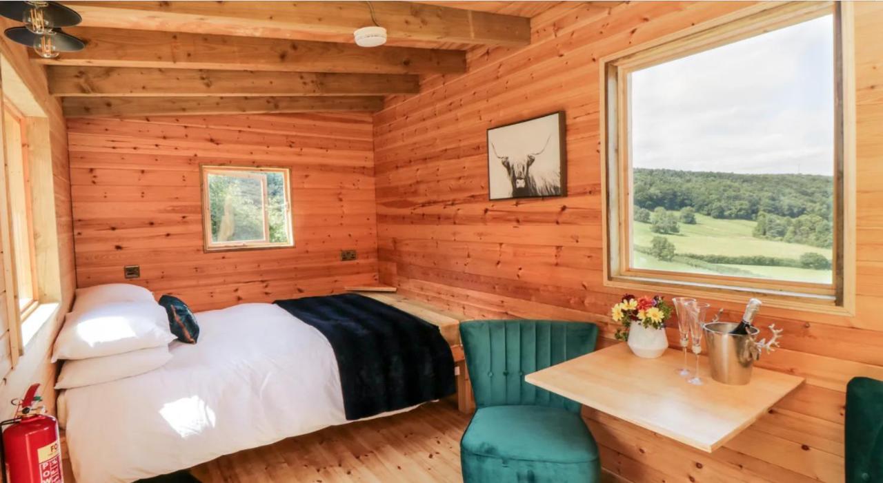 Shepherds Hut By Stepney Stays Σκάρμπορο Εξωτερικό φωτογραφία
